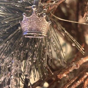 10k White gold Crown Pendant